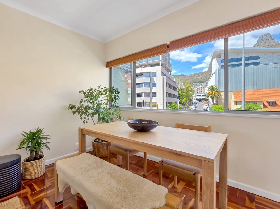 1 Bedroom Property for Sale in Sea Point Western Cape